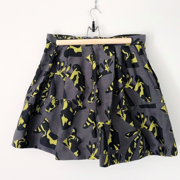 Banana Republic Gray Bold Print Skirt NWT - Picture 4 of 7